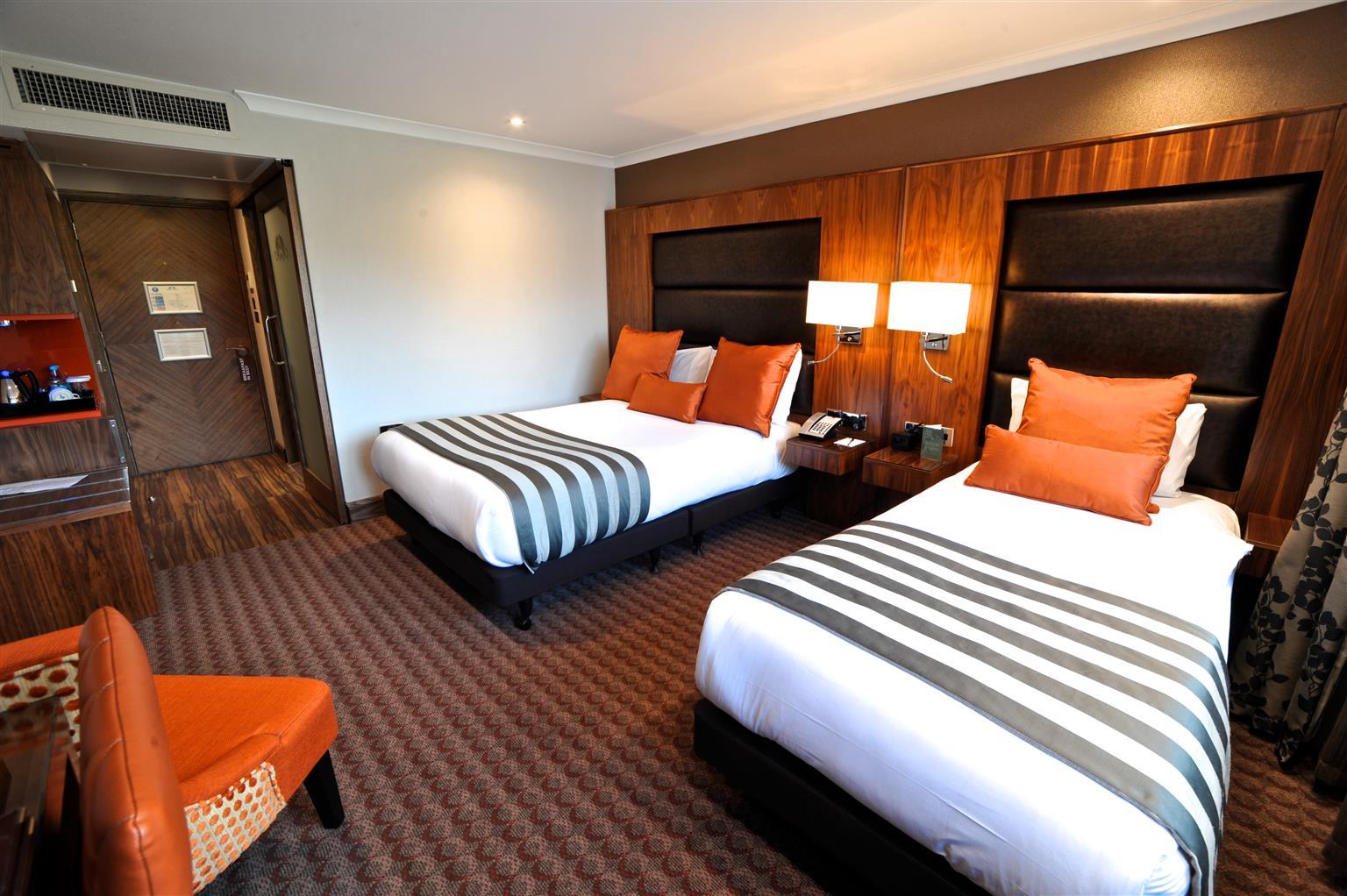 Frensham Pond Country House Hotel & Spa Farnham  Exterior foto