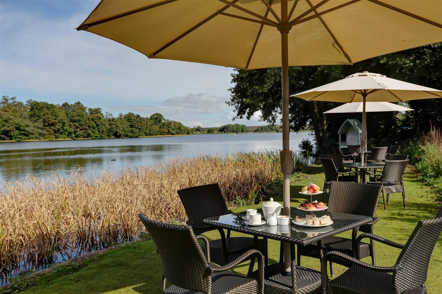 Frensham Pond Country House Hotel & Spa Farnham  Exterior foto