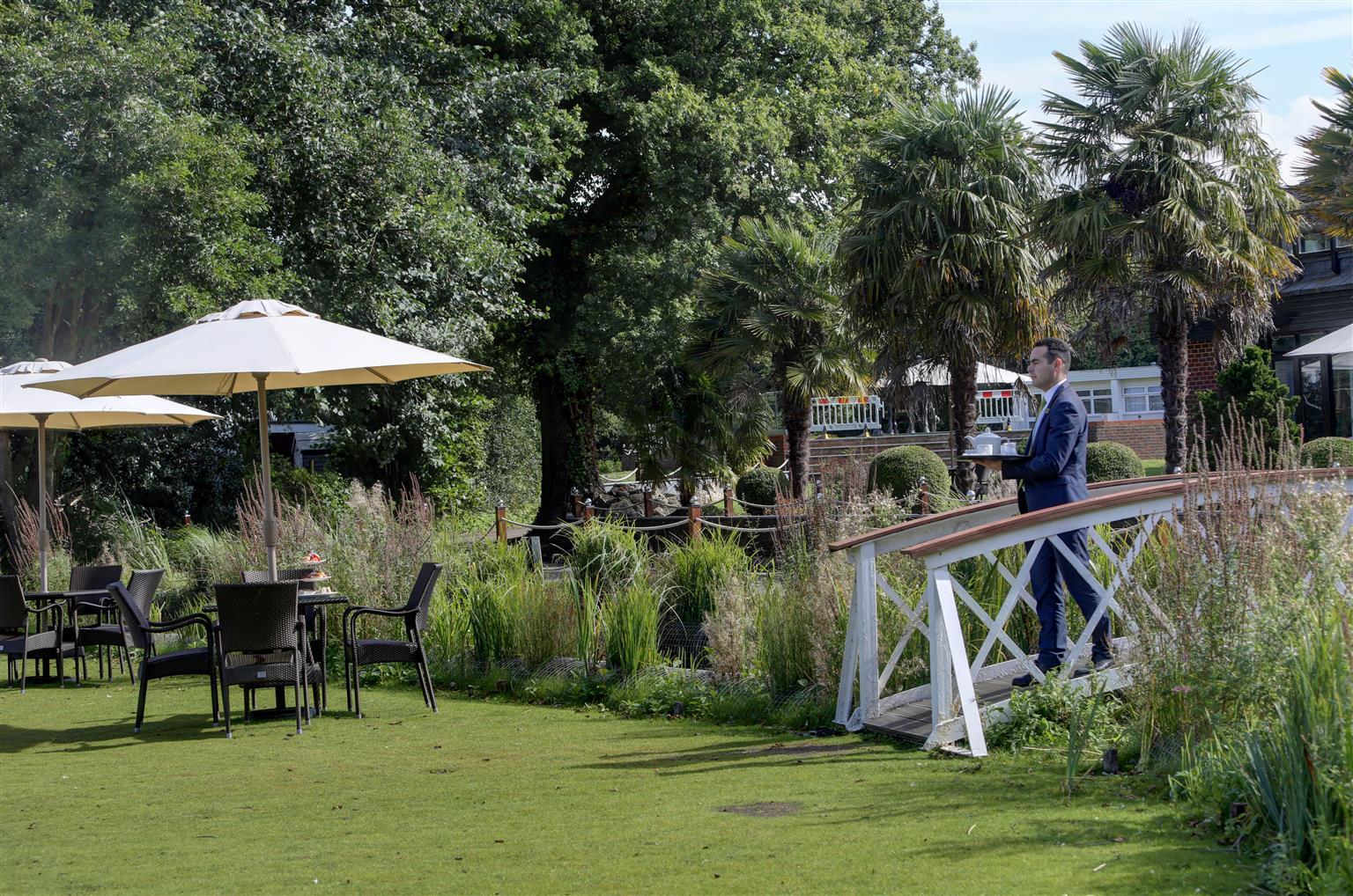 Frensham Pond Country House Hotel & Spa Farnham  Exterior foto